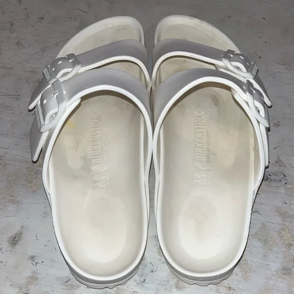 Birkenstock  Arizona Essentials Eva in eggshell | size 39 or 8.5 - Picture 2 of 3